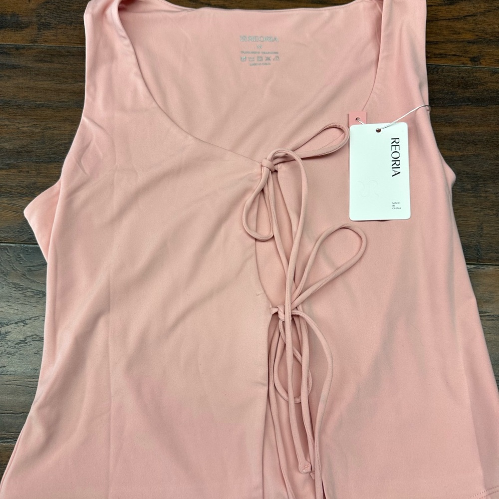 REORIA U-Neck Adjustable Tie-Front Crop Top Soft Sexy Sleeveless Tops <<301>>> - Picture 6 of 7